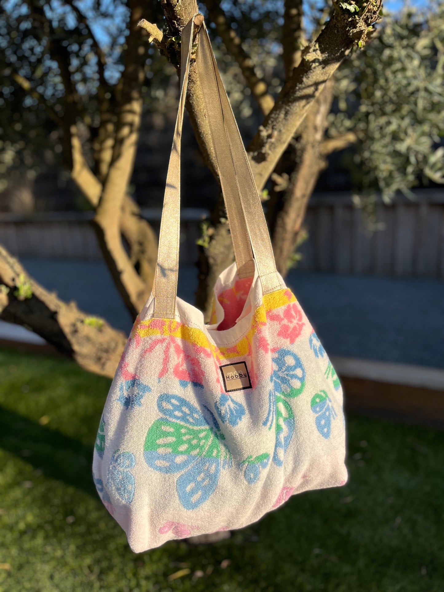 Le BIG-TOTE Butterfly