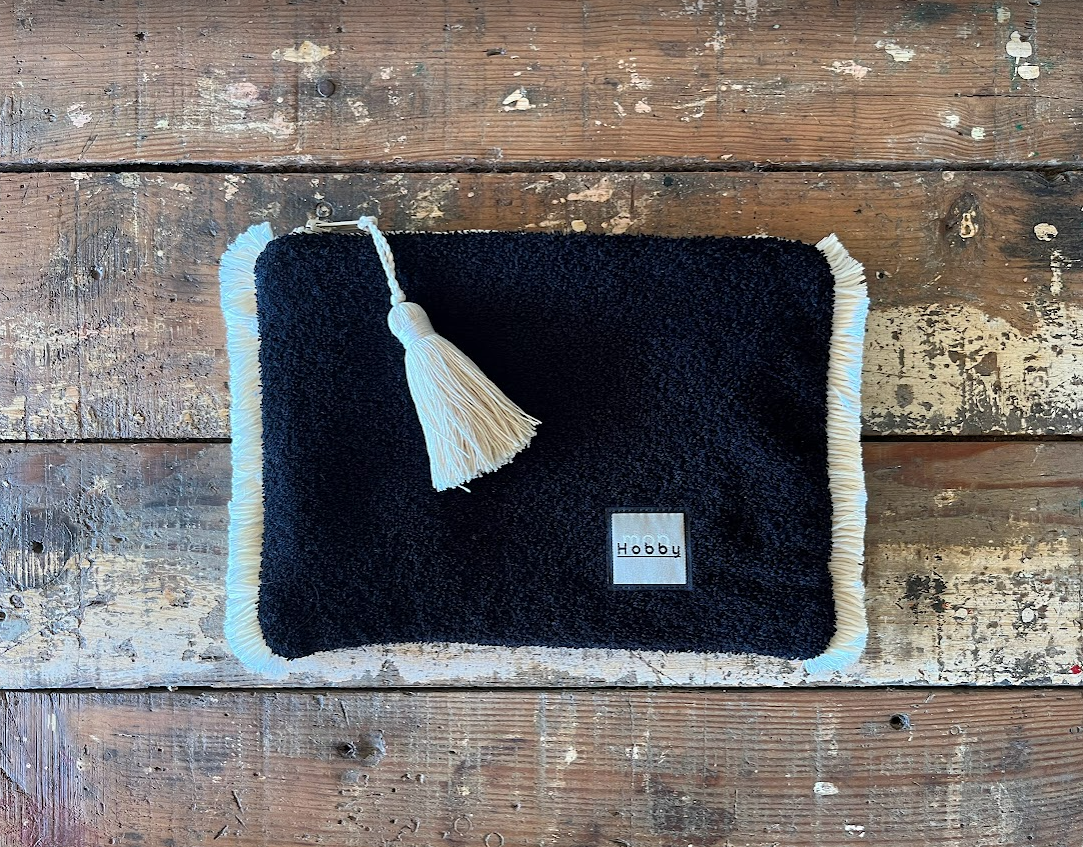 La pochette TRENDY Noire dorée