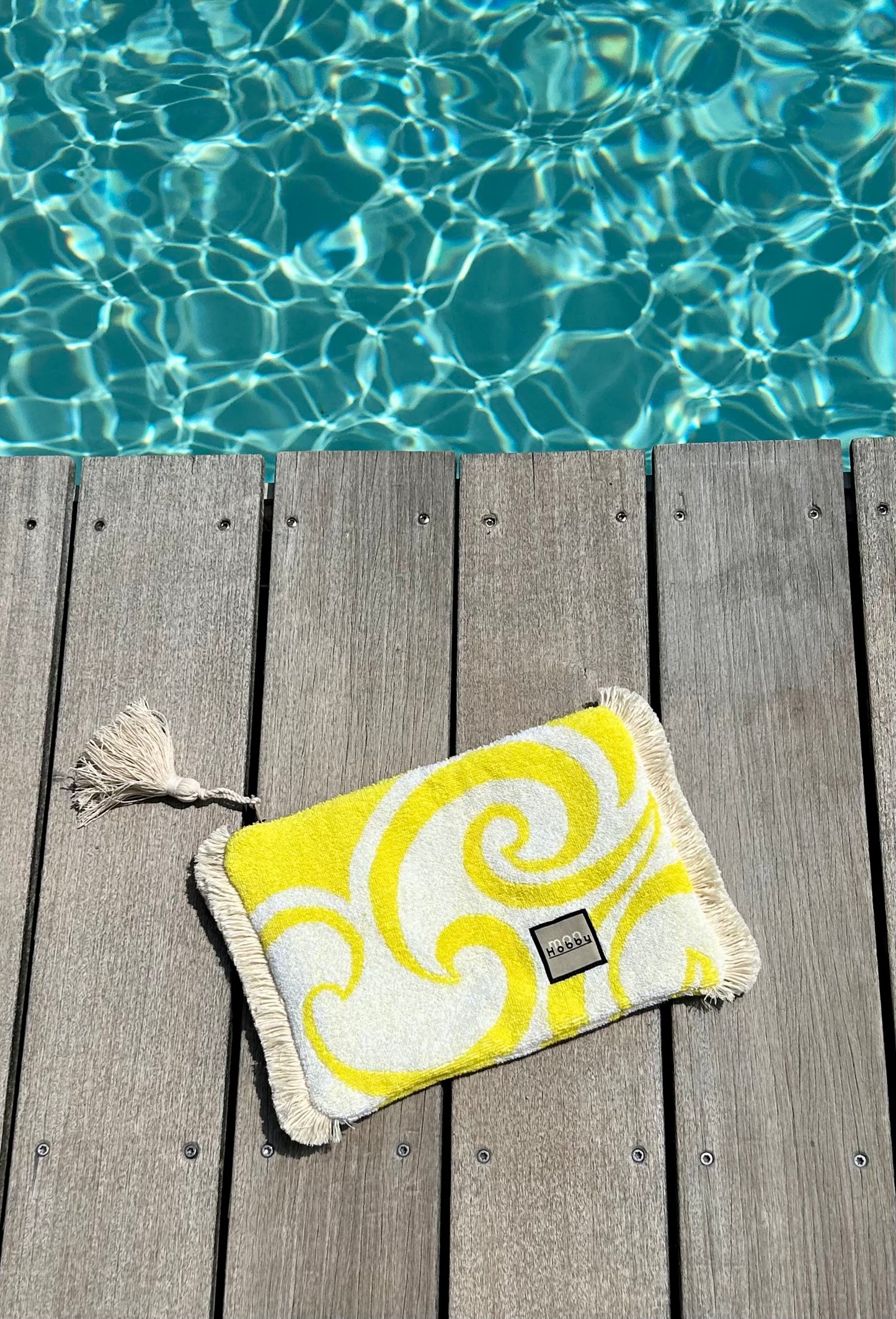 La pochette TRENDY Yellow wave