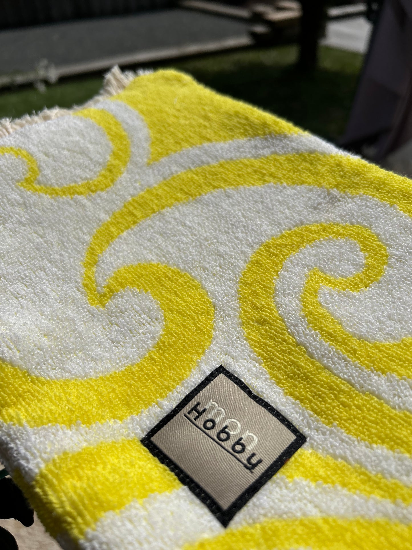 La pochette TRENDY Yellow wave